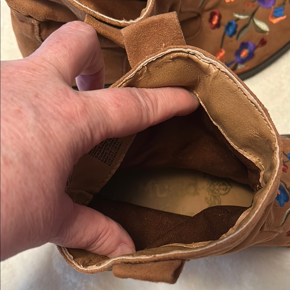 Mudd Brown Embroidered Ankle Booties - Picture 10 of 11
